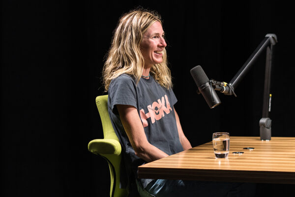 Camille Herron_Ep689____Carausel_910x607-5 Camille Herron_Ep689____Carausel_910x607-5