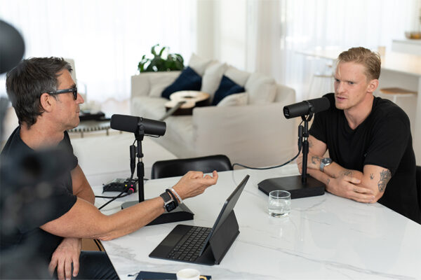 Cody Simpson_Ep782____Carausel_910x607-5 Cody Simpson_Ep782____Carausel_910x607-5