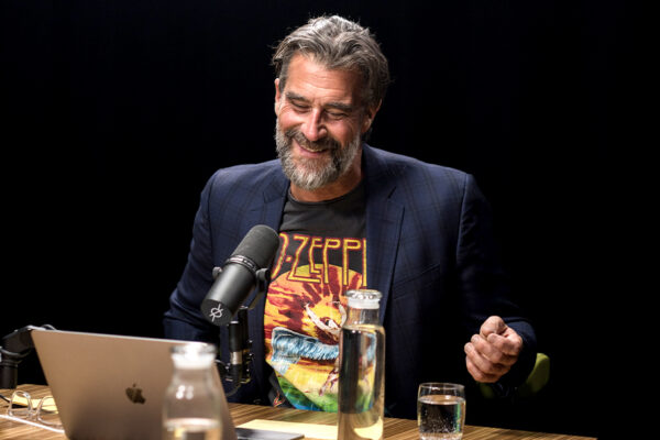 ESTHER PEREL_Ep872____Carousel_910x607-10 ESTHER PEREL_Ep872____Carousel_910x607-10