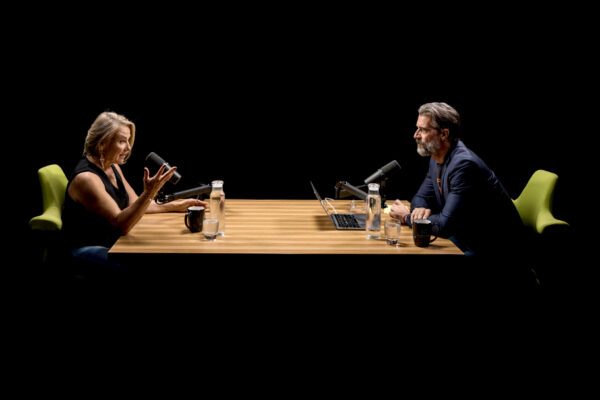 ESTHER PEREL_Ep872____Carousel_910x607-7 ESTHER PEREL_Ep872____Carousel_910x607-7