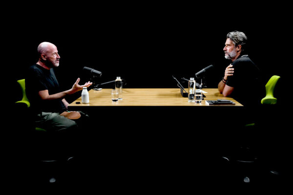 JAMES FREY_Ep930____Carousel_910x607-5 JAMES FREY_Ep930____Carousel_910x607-5