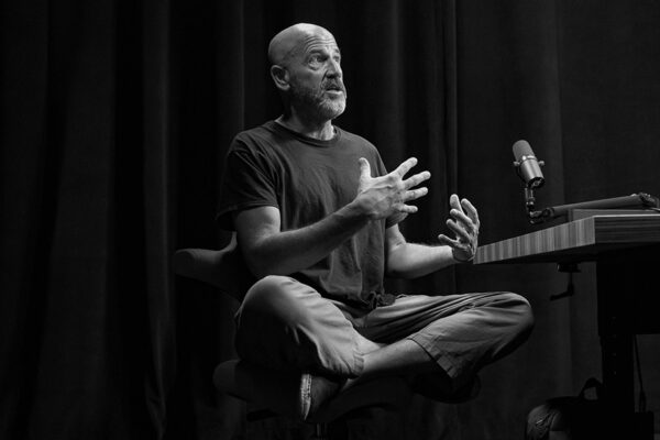 JAMES FREY_Ep930____Carousel_910x607-7 JAMES FREY_Ep930____Carousel_910x607-7