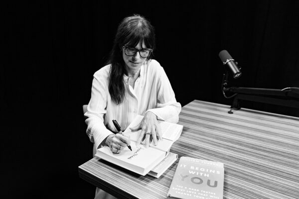 JILLIAN TURECKI_Ep951____Carausel_910x607-2 JILLIAN TURECKI_Ep951____Carausel_910x607-2