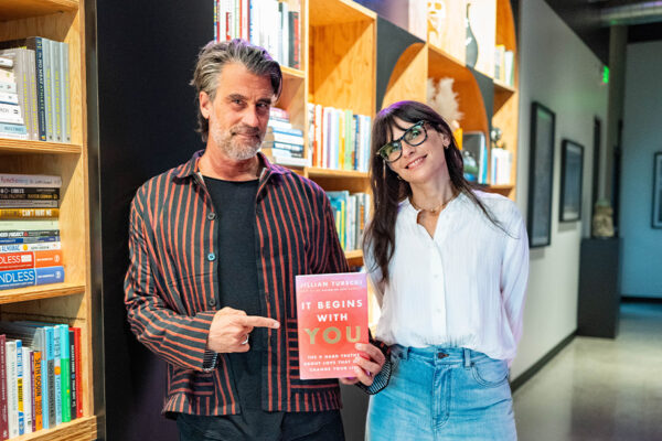 JILLIAN TURECKI_Ep951____Carausel_910x607-8 JILLIAN TURECKI_Ep951____Carausel_910x607-8