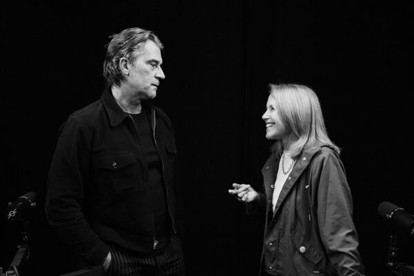 KATIE COURIC_Ep949____Carausel_910x607-10