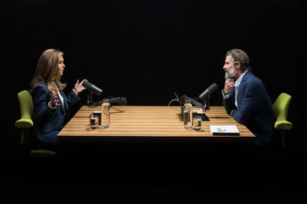 Maria Shriver_Ep900____Carousel_910x607-4 Maria Shriver_Ep900____Carousel_910x607-4