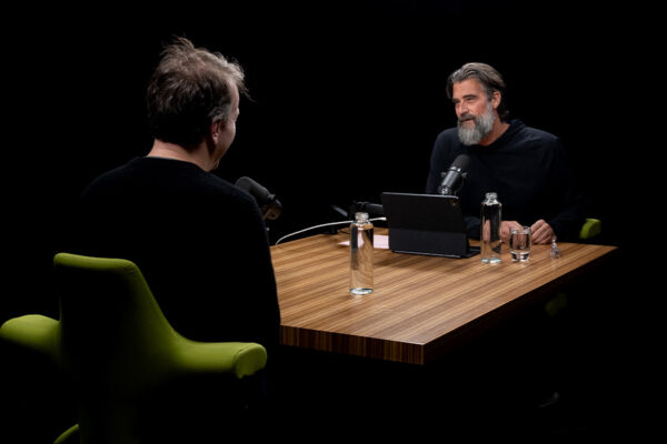 MIKE BIRBIGLIA_Ep912____Carousel_910x607-6 MIKE BIRBIGLIA_Ep912____Carousel_910x607-6