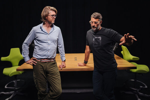 Olav Aleksander Bu_Ep729____Carausel_910x607-3 Olav Aleksander Bu_Ep729____Carausel_910x607-3