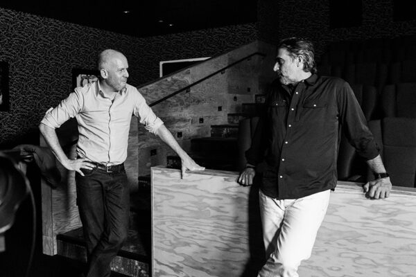 OLIVER BURKEMAN_Ep951____Carausel_910x607-8 OLIVER BURKEMAN_Ep951____Carausel_910x607-8