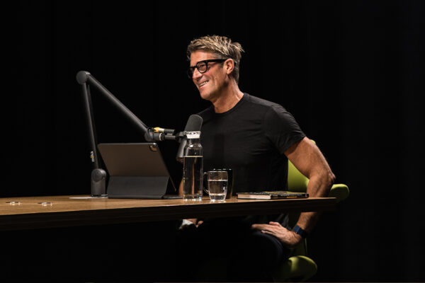 Richie Stephens_Ep684____Carausel_910x607-6 Richie Stephens_Ep684____Carausel_910x607-6