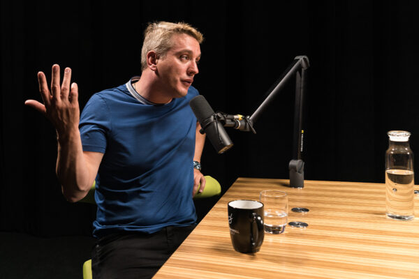 Richie Stephens_Ep684____Carausel_910x607-7 Richie Stephens_Ep684____Carausel_910x607-7