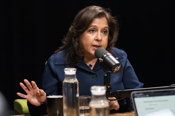 Uma Naidoo, MD_Ep840____Carousel_910x607-7 Uma Naidoo, MD_Ep840____Carousel_910x607-7