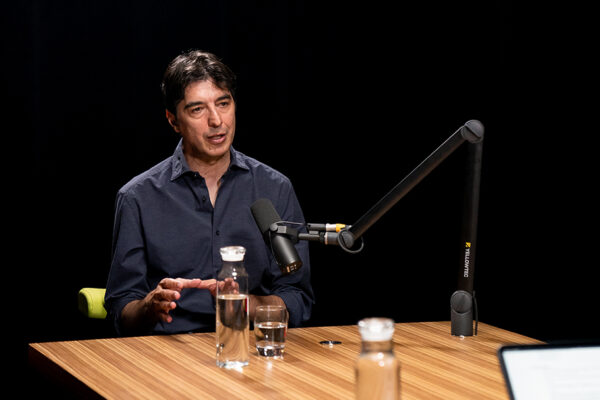 Valter Longo, PhD_Ep690____Carausel_910x607-4 Valter Longo, PhD_Ep690____Carausel_910x607-4